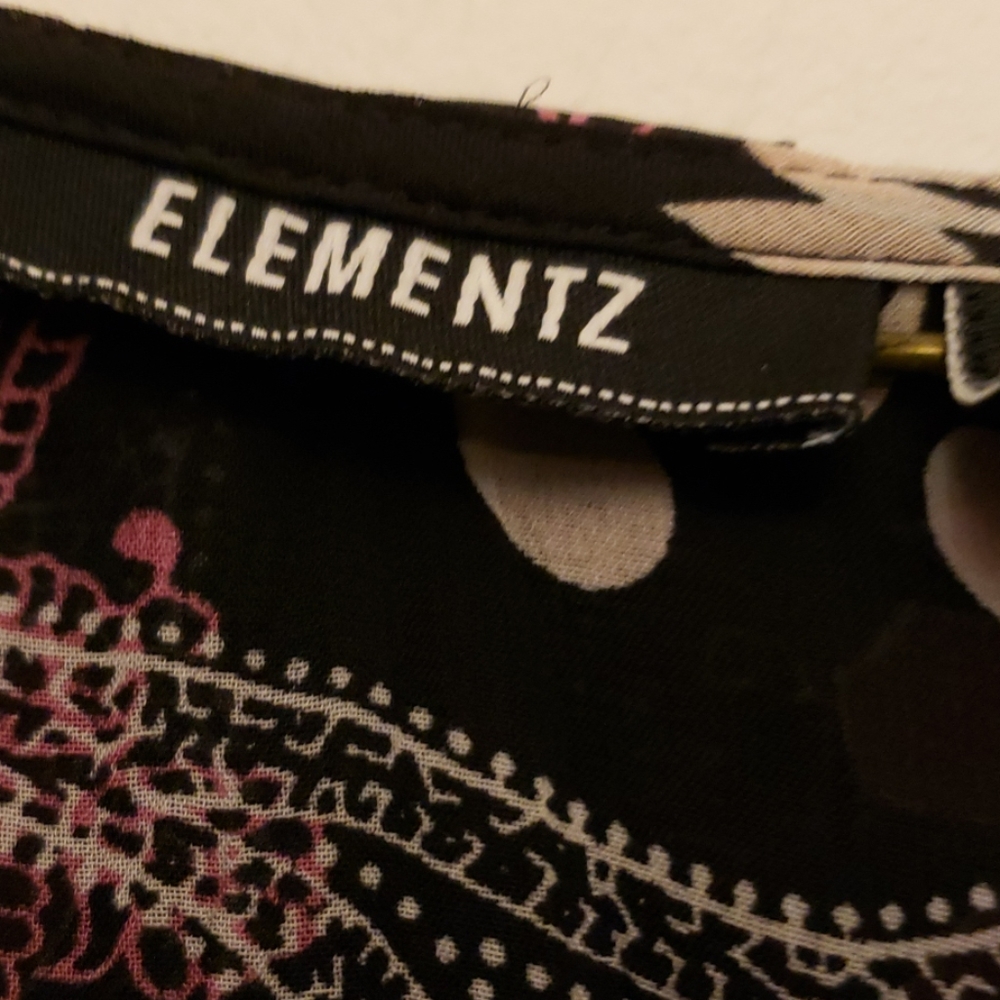 Elementz Blouse - Picture 2 of 2